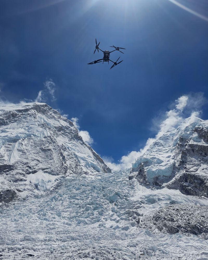 How Drone Tech Is Redefining Everest Climbing in 2025 2 An Airlift Technology drone in action. Airlift Technology Pvt. Ltd.